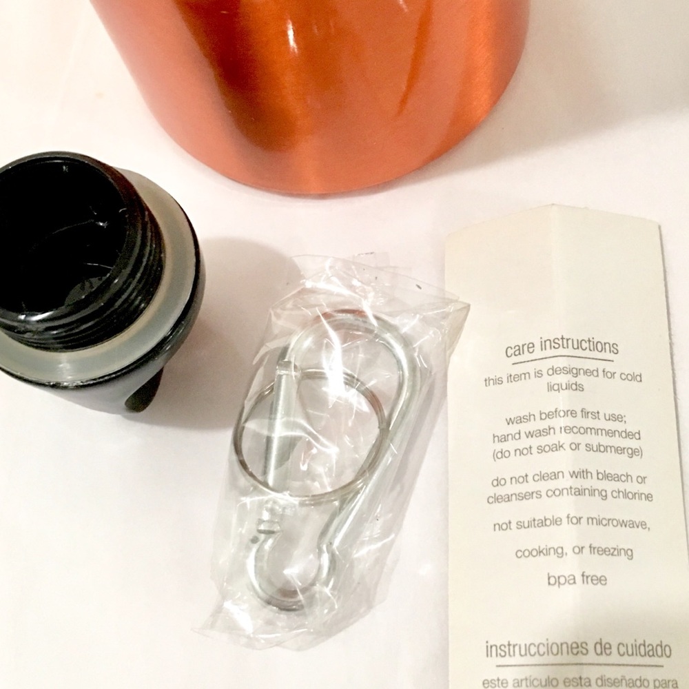 Peter Thomas Roth h2go Limited Edition cold bottle - Picture 3 of 4